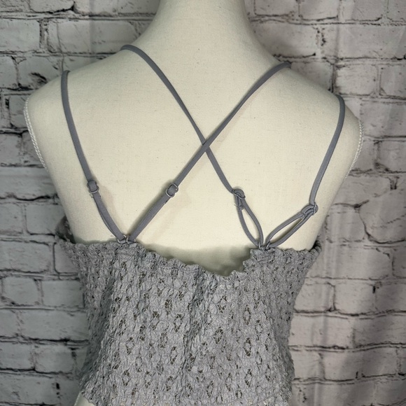 Curvy crochet lace bralette, size 2X, light grey. - Picture 4 of 6